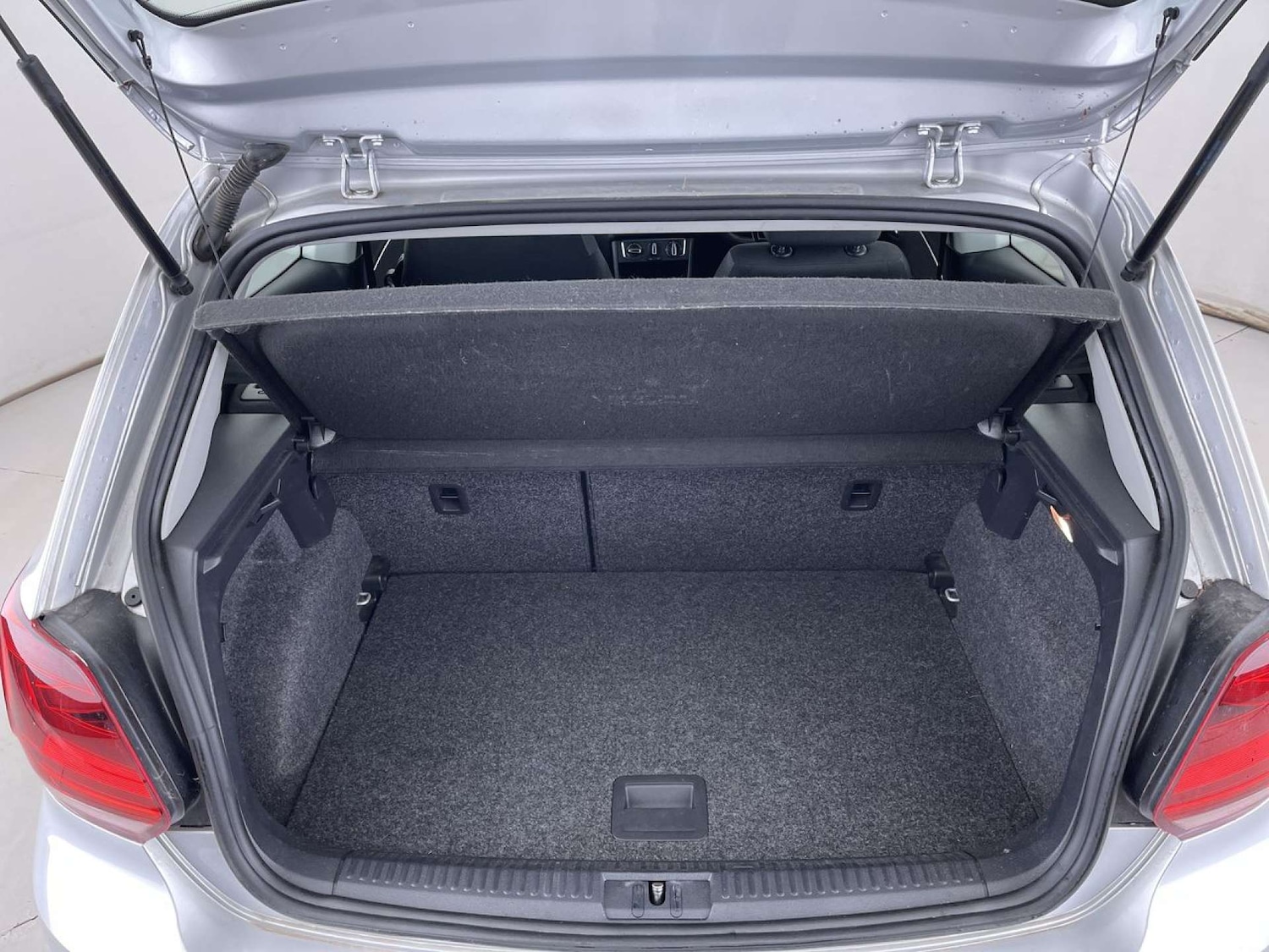 Used Volkswagen Polo 2015 for sale - 76385781: Photo 10