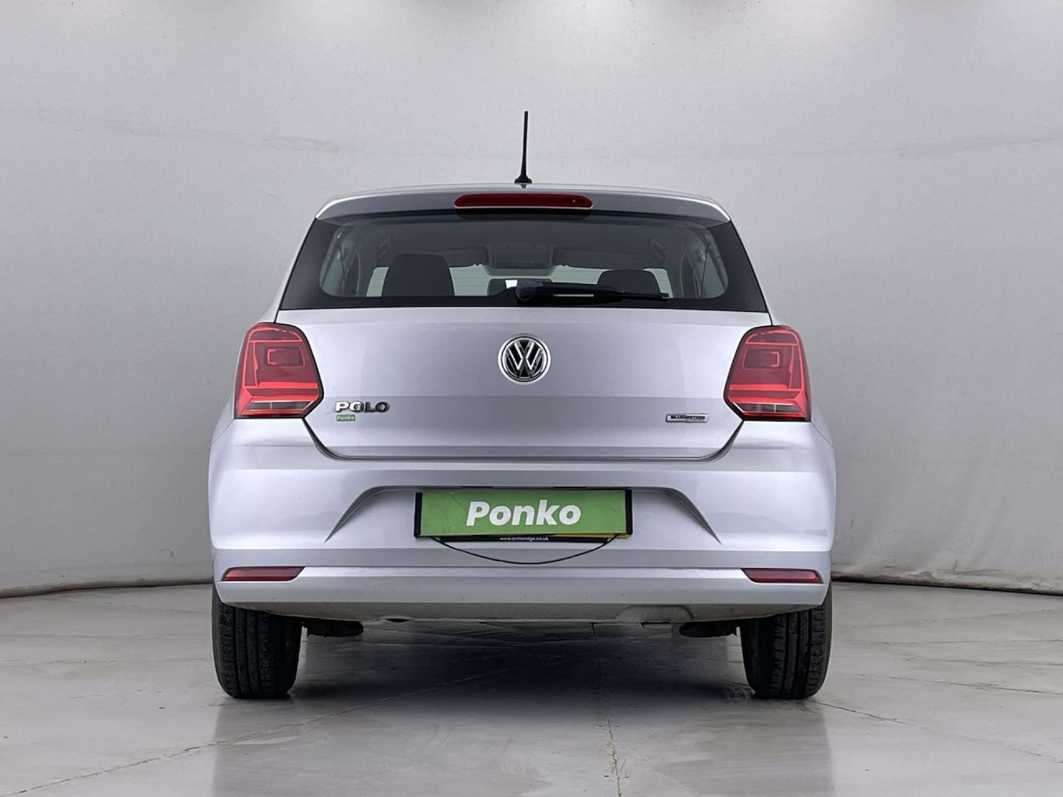 Used Volkswagen Polo 2015 for sale - 76385781: Photo 17