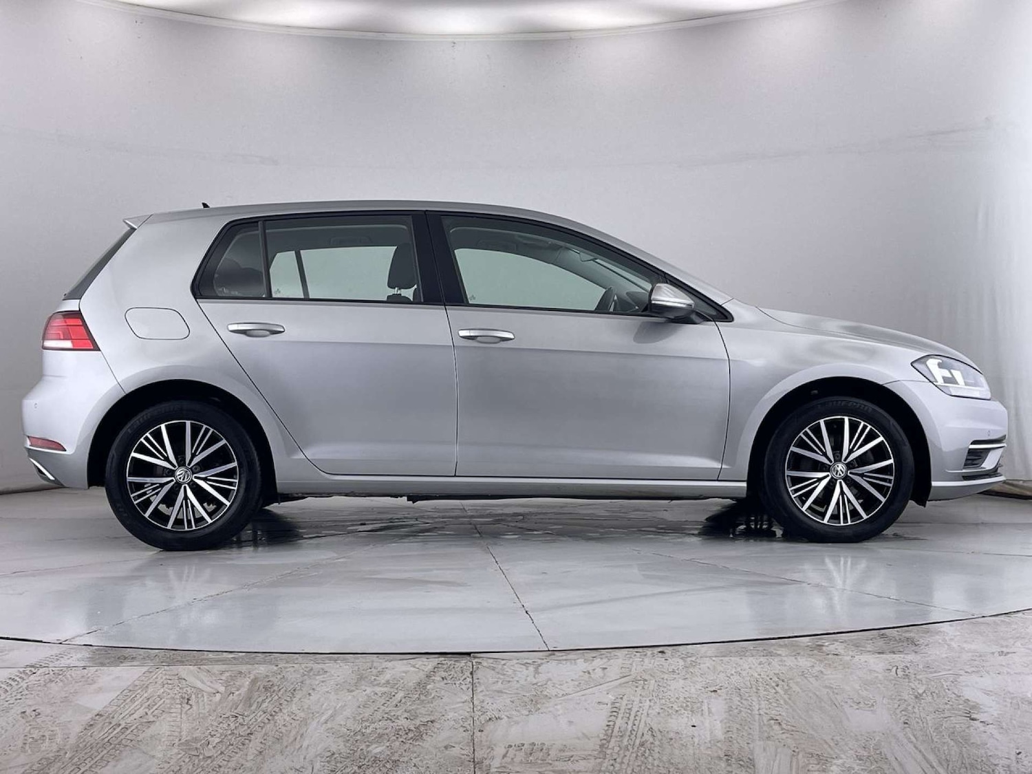 Used Volkswagen Golf 2018 for sale - 77326045: Photo 15