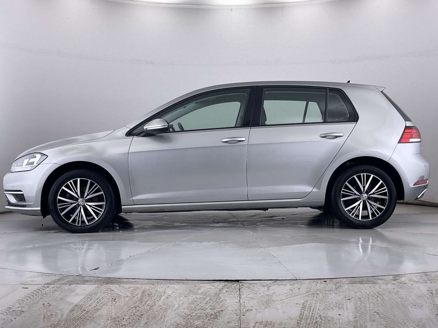 Used Volkswagen Golf 2018 for sale - 77326045: Photo 16