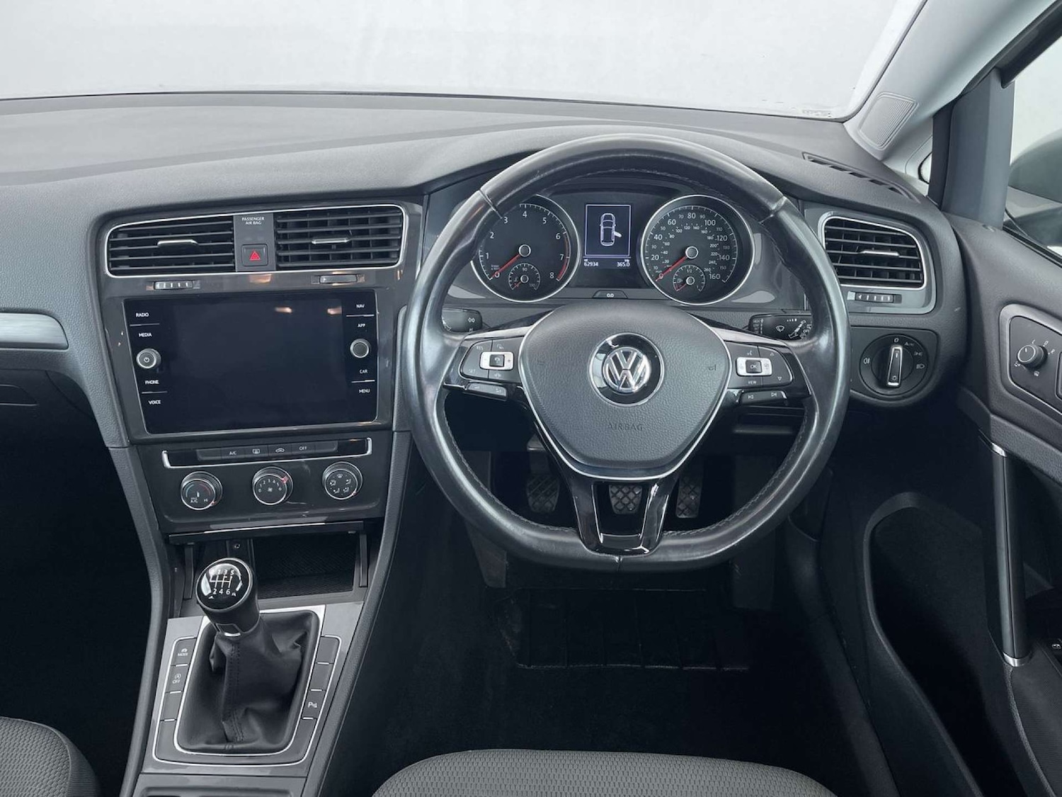 Used Volkswagen Golf 2018 for sale - 77326045: Photo 35