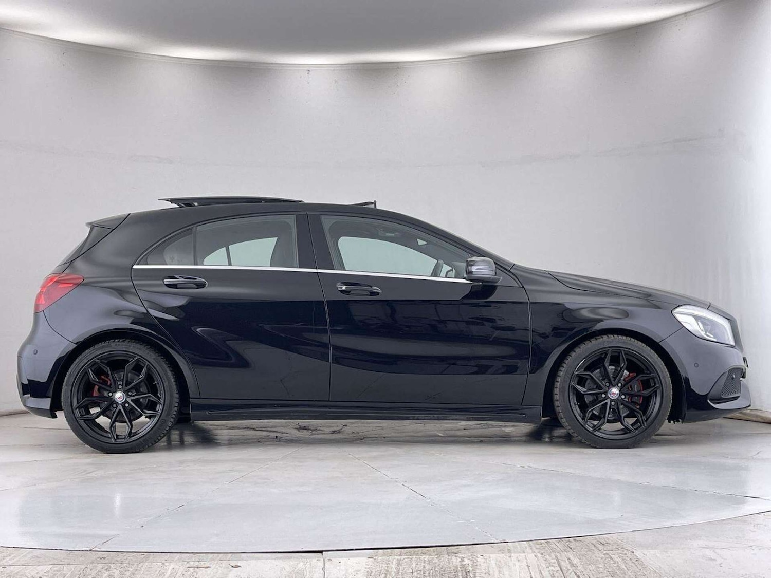 Used Mercedes-Benz A-Class 2017 for sale - 76429324: Photo 75