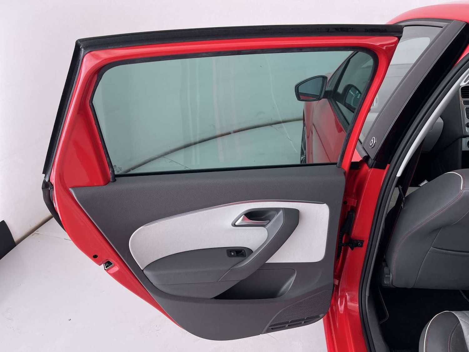 Used Volkswagen Polo 2017 for sale - 77653017: Photo 28