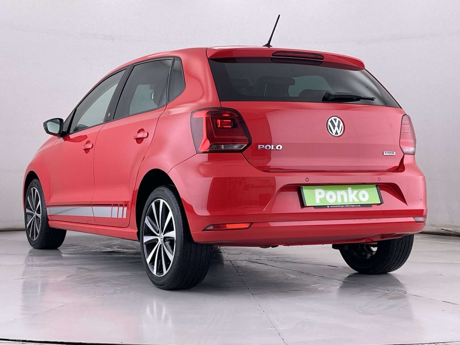 Used Volkswagen Polo 2017 for sale - 77653017: Photo 3