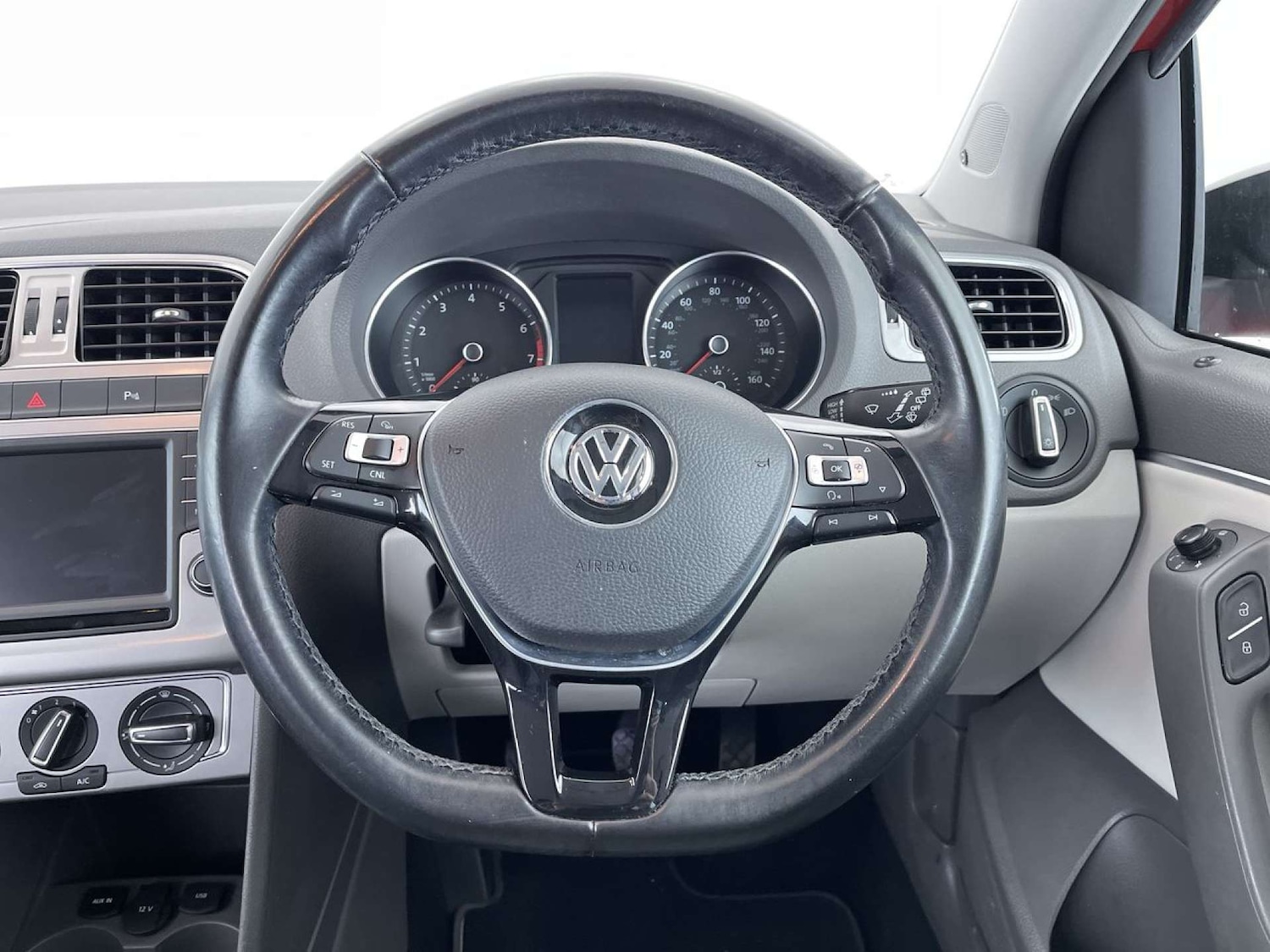 Used Volkswagen Polo 2017 for sale - 77653017: Photo 36