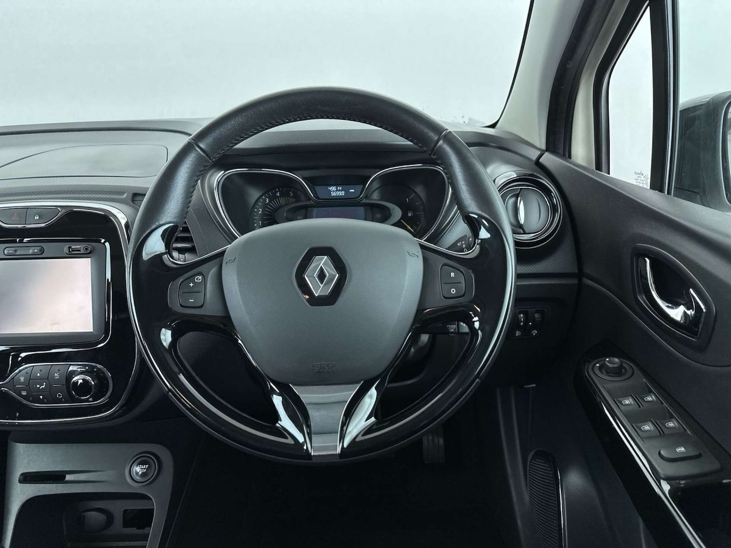 Used Renault Captur 2015 for sale - 77798380: Photo 36