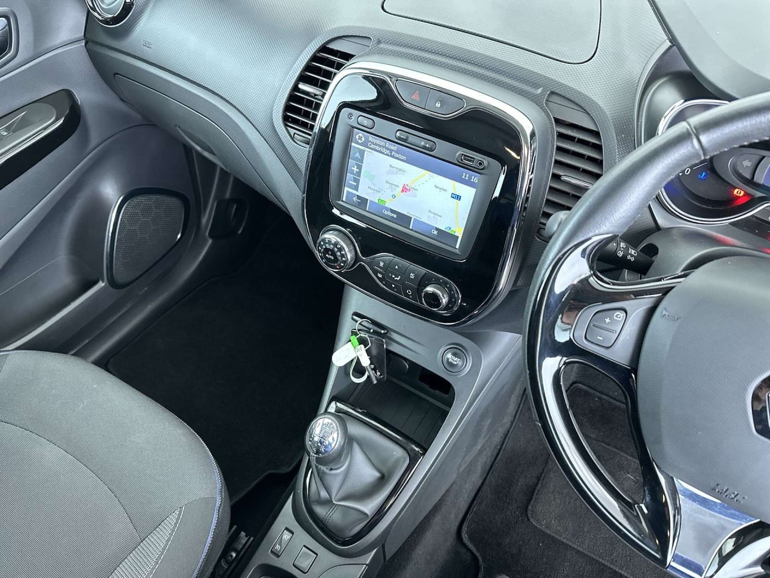 Used Renault Captur 2015 for sale - 77798380: Photo 46