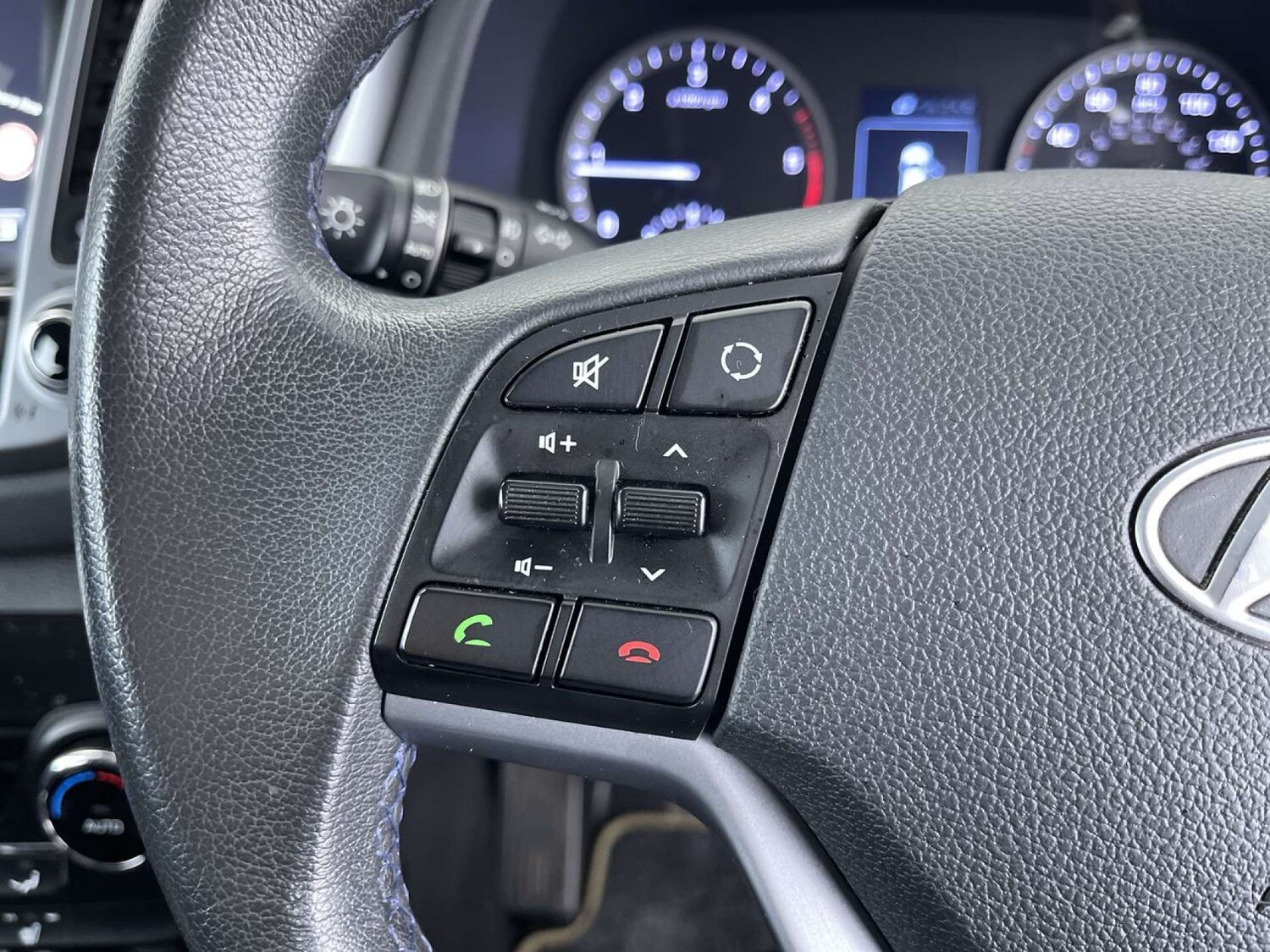 Used Hyundai TUCSON 2015 for sale - 77745613: Photo 50