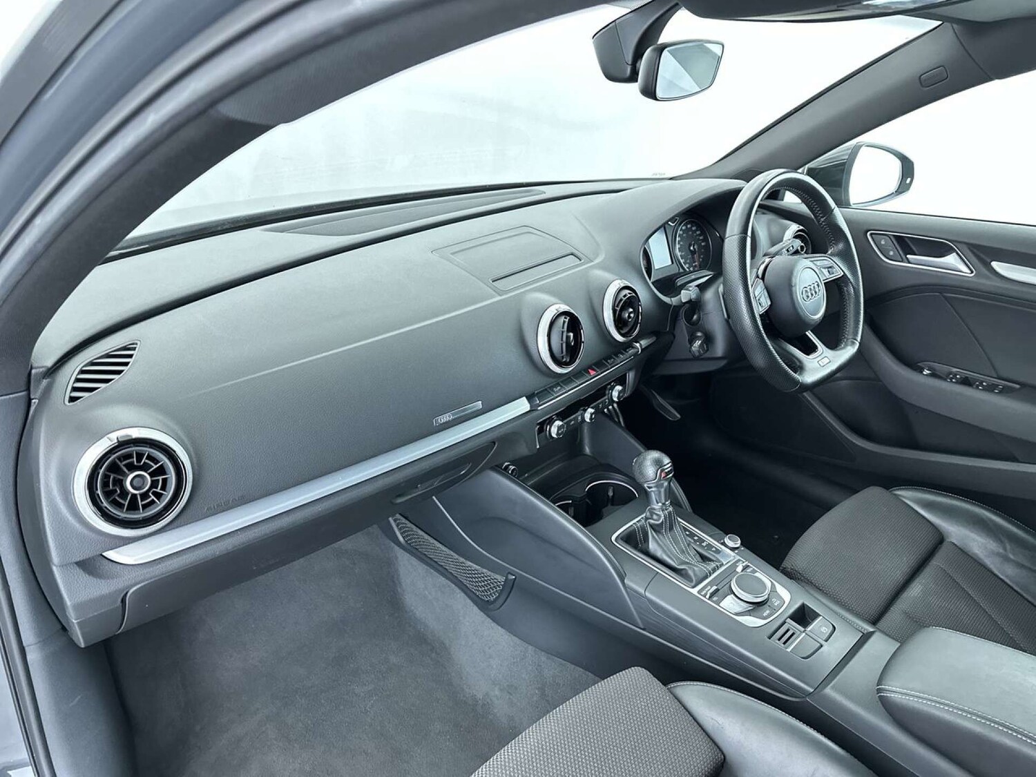 Used Audi A3 2017 for sale - 78162732: Photo 32