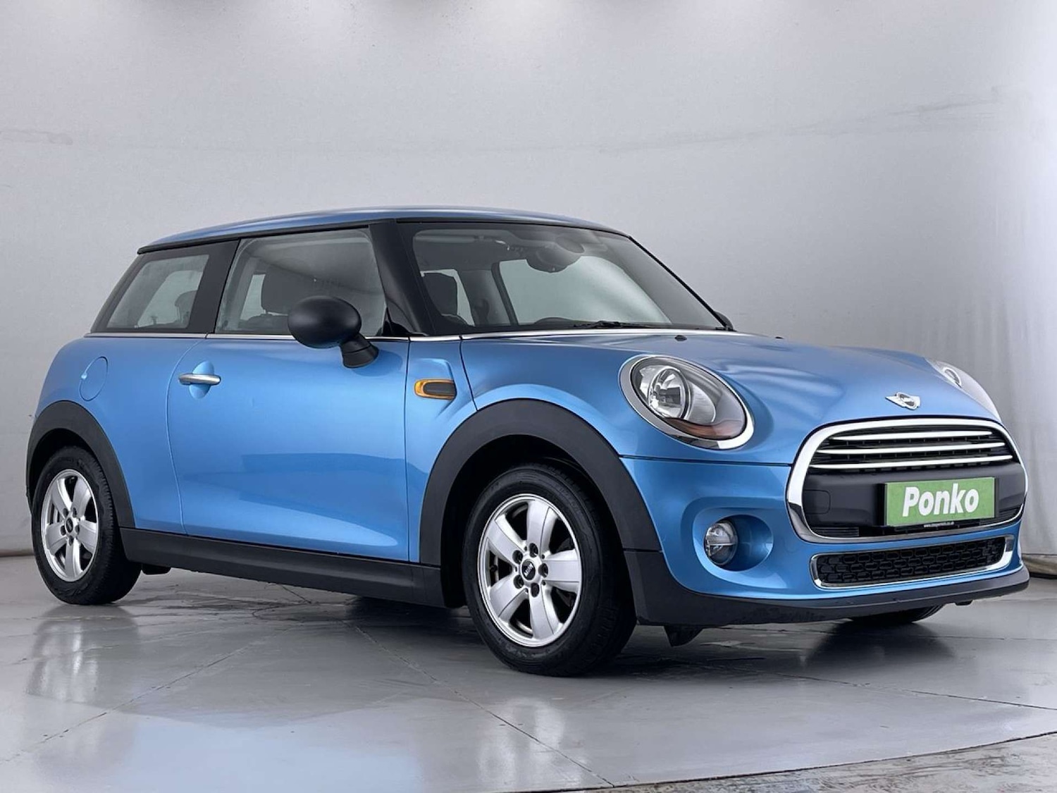 Used MINI Hatch 2015 for sale - 76319738: Photo 1