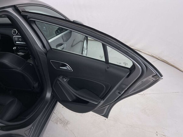Used Mercedes-Benz A-Class 2017 for sale - 76277849: Photo 30