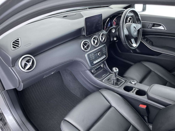 Used Mercedes-Benz A-Class 2017 for sale - 76277849: Photo 32