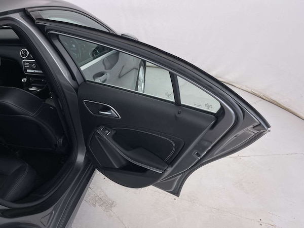Used Mercedes-Benz A-Class 2017 for sale - 76277849: Photo 87