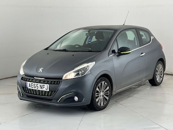Peugeot - 208