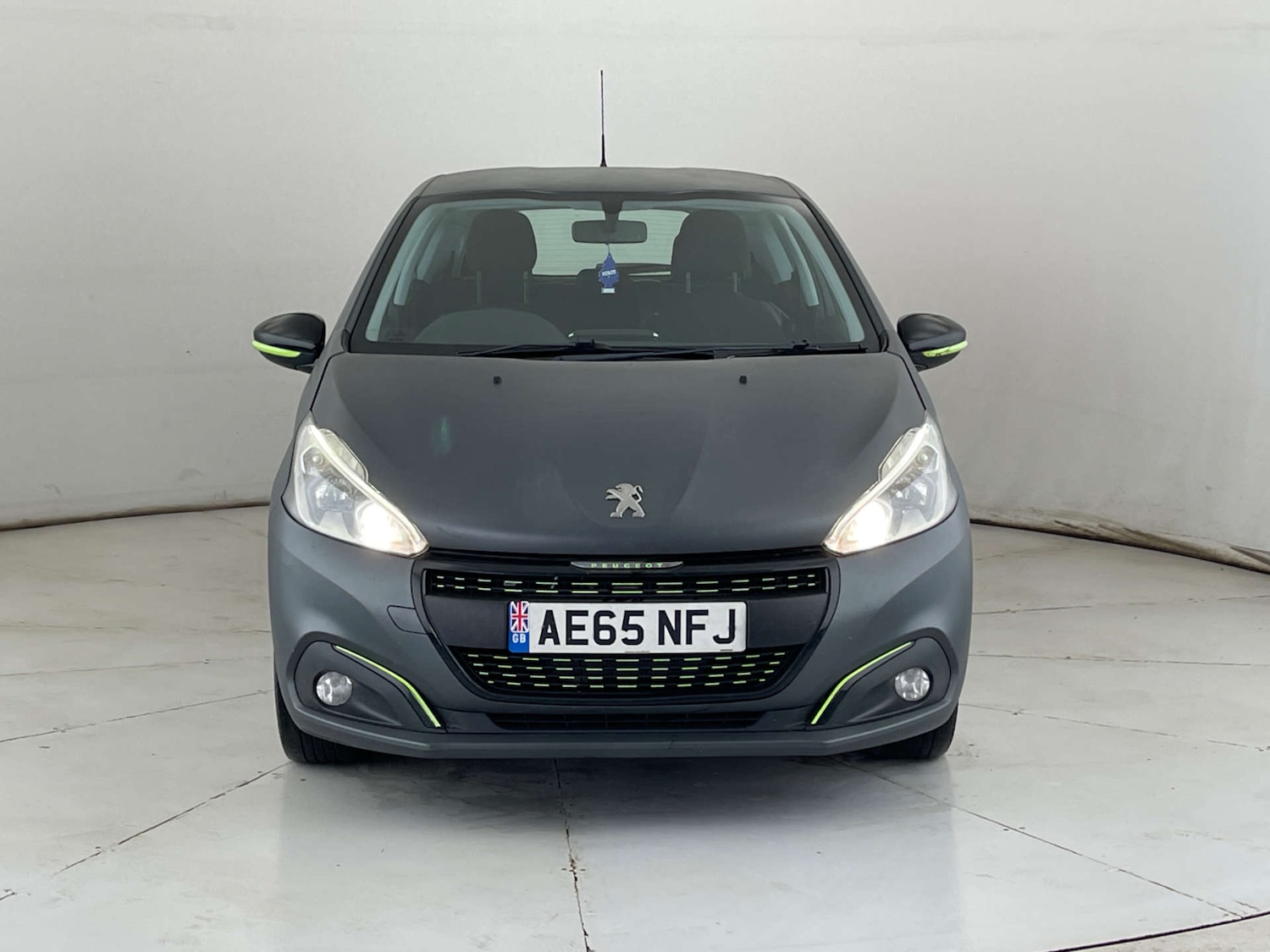 Used Peugeot 208 2015 for sale - 76692680: Photo 2
