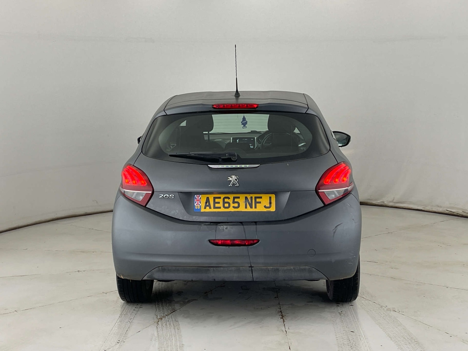 Used Peugeot 208 2015 for sale - 76692680: Photo 4