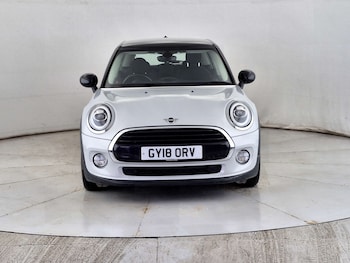 Used MINI Hatch 2018 for sale - 77541316: Photo