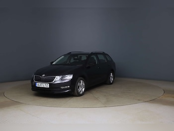 Used Skoda Octavia 2017 for sale - 79378800: Photo
