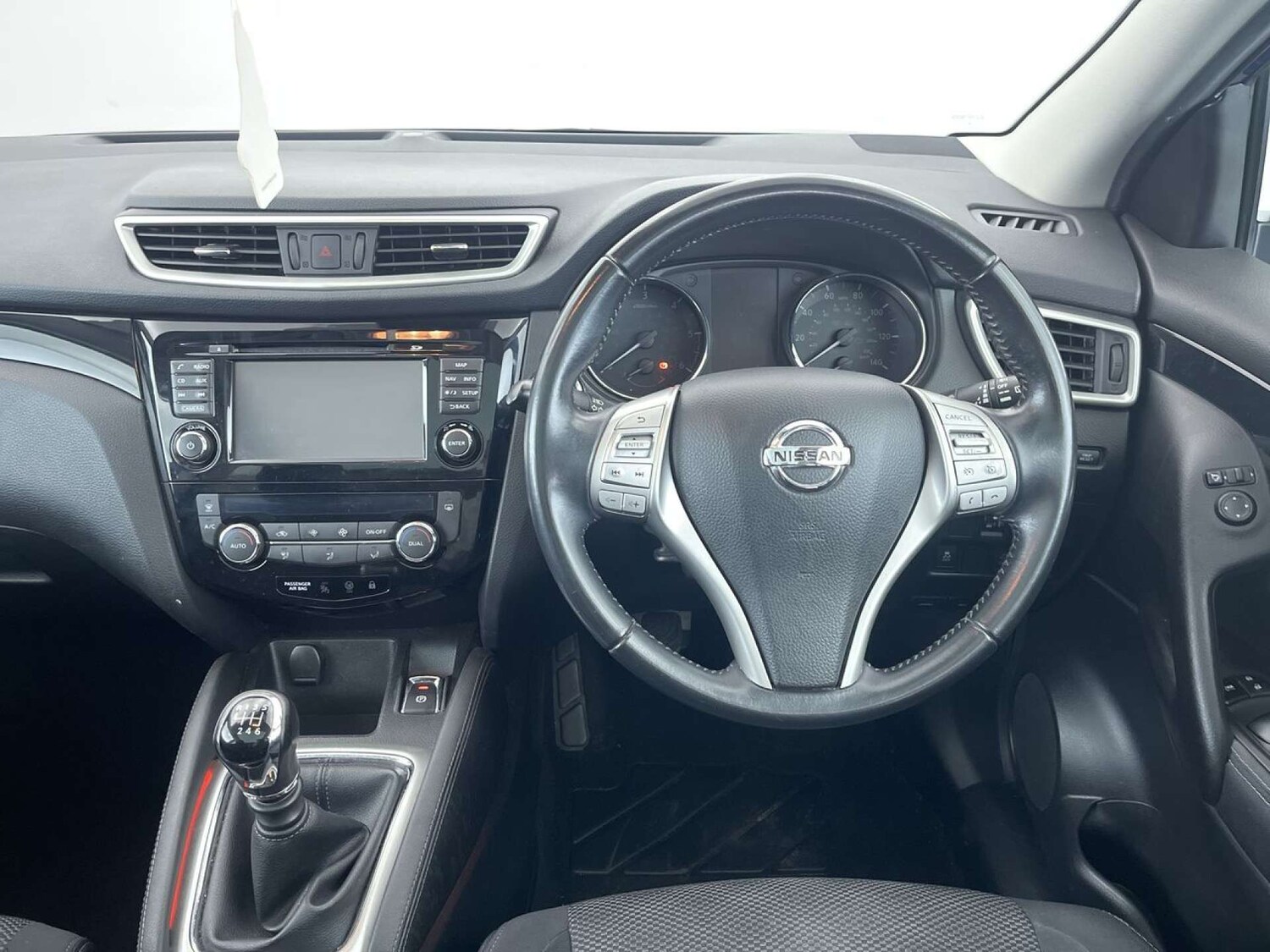 Used Nissan Qashqai 2017 for sale - 76280365: Photo 35