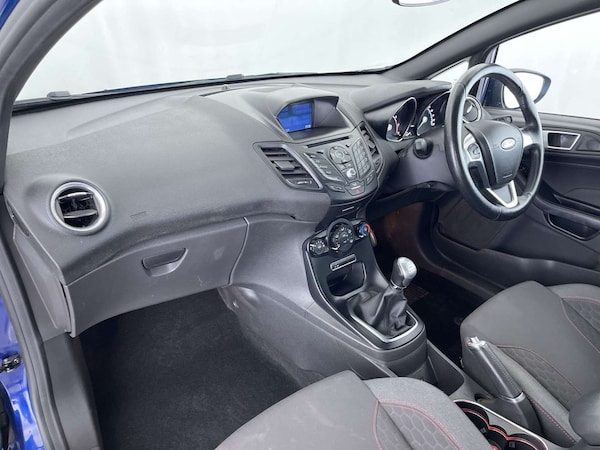 Used Ford Fiesta 2017 for sale - 76197205: Photo 30