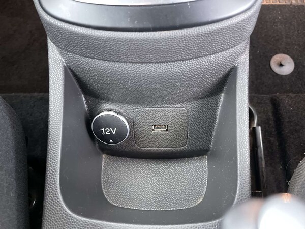 Used Ford Fiesta 2017 for sale - 76197205: Photo 44
