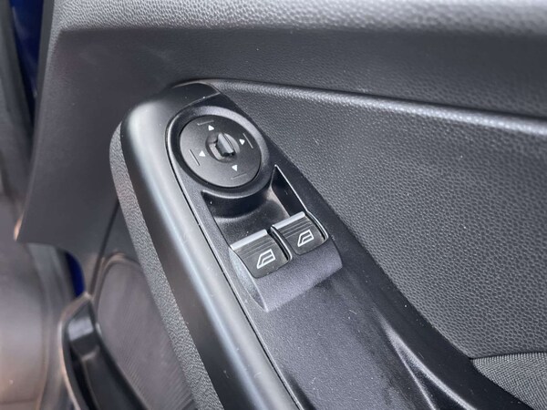 Used Ford Fiesta 2017 for sale - 76197205: Photo 48