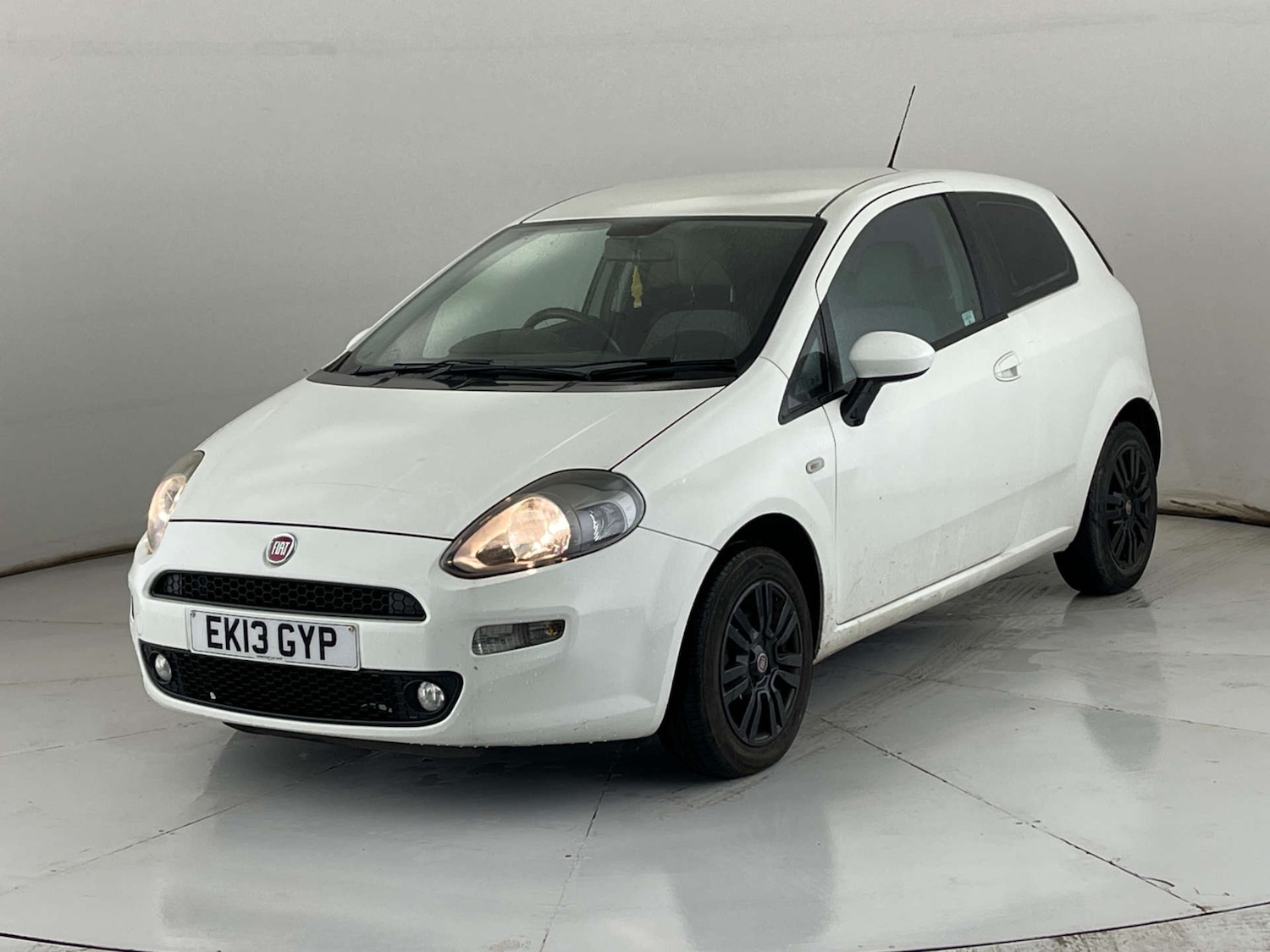 Used Fiat Punto 2013 for sale - 77283220: Photo 3