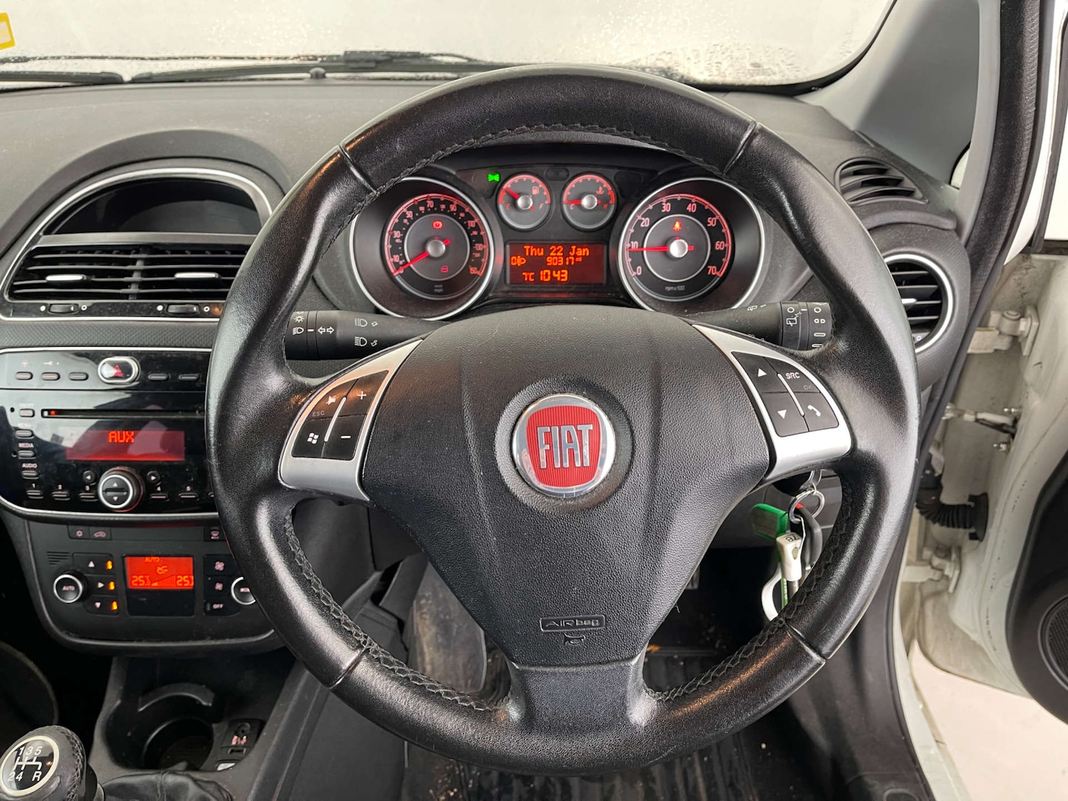 Used Fiat Punto 2013 for sale - 77283220: Photo 9