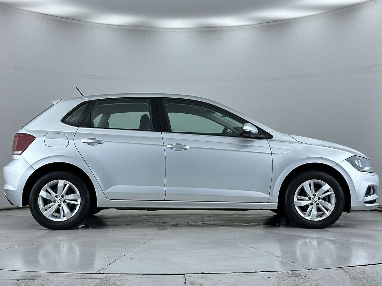 Used Volkswagen Polo 2018 for sale - 77583883: Photo 15