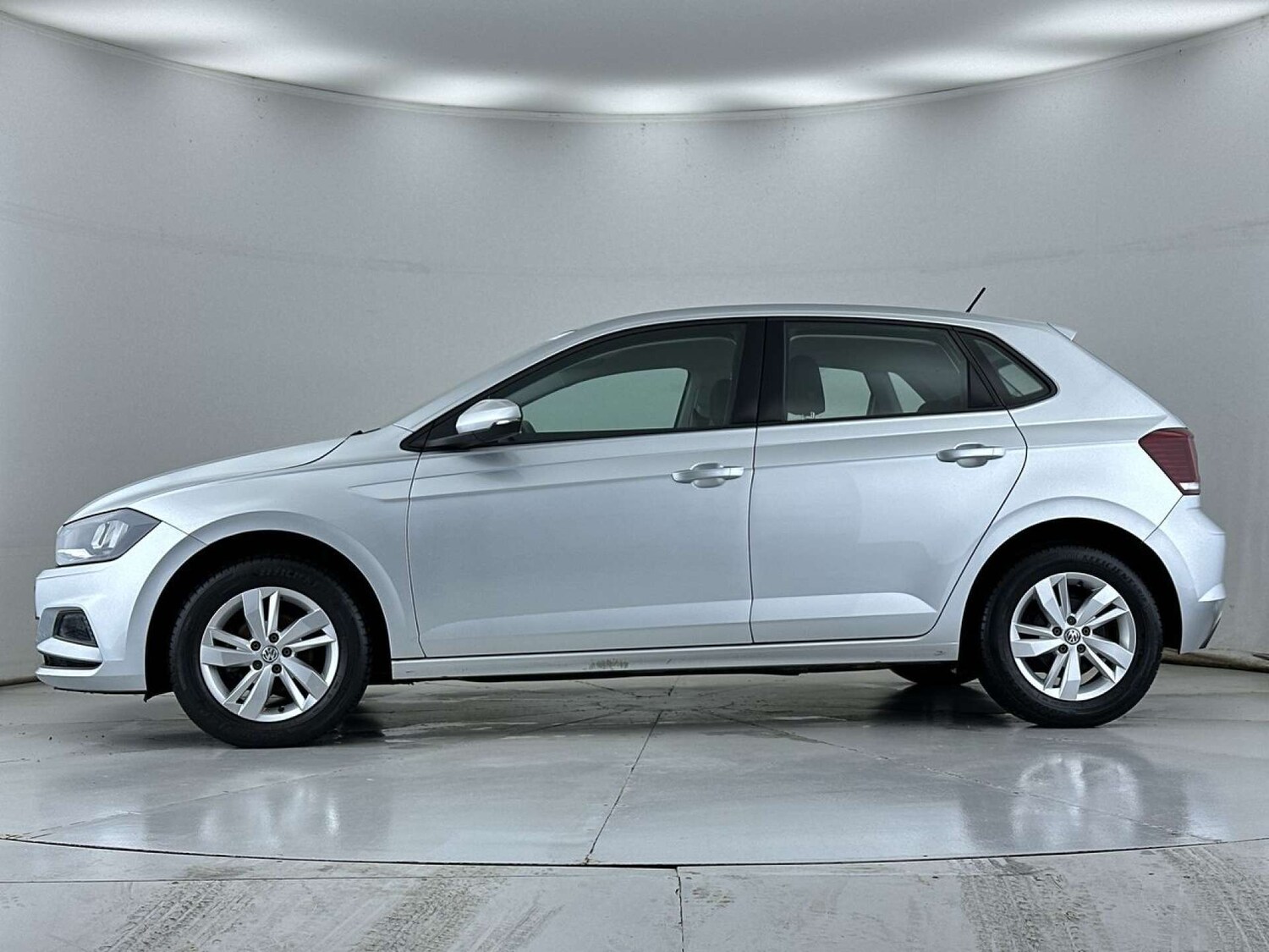 Used Volkswagen Polo 2018 for sale - 77583883: Photo 16