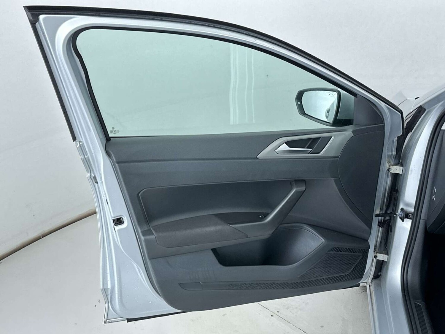 Used Volkswagen Polo 2018 for sale - 77583883: Photo 27