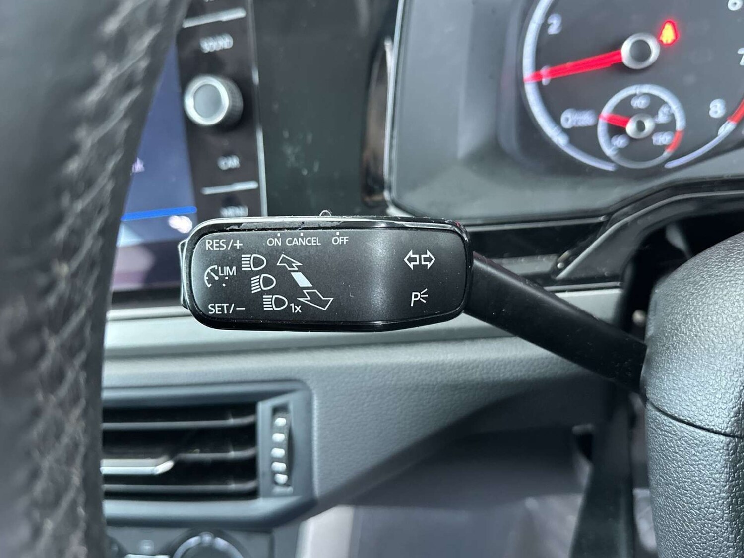 Used Volkswagen Polo 2018 for sale - 77583883: Photo 51