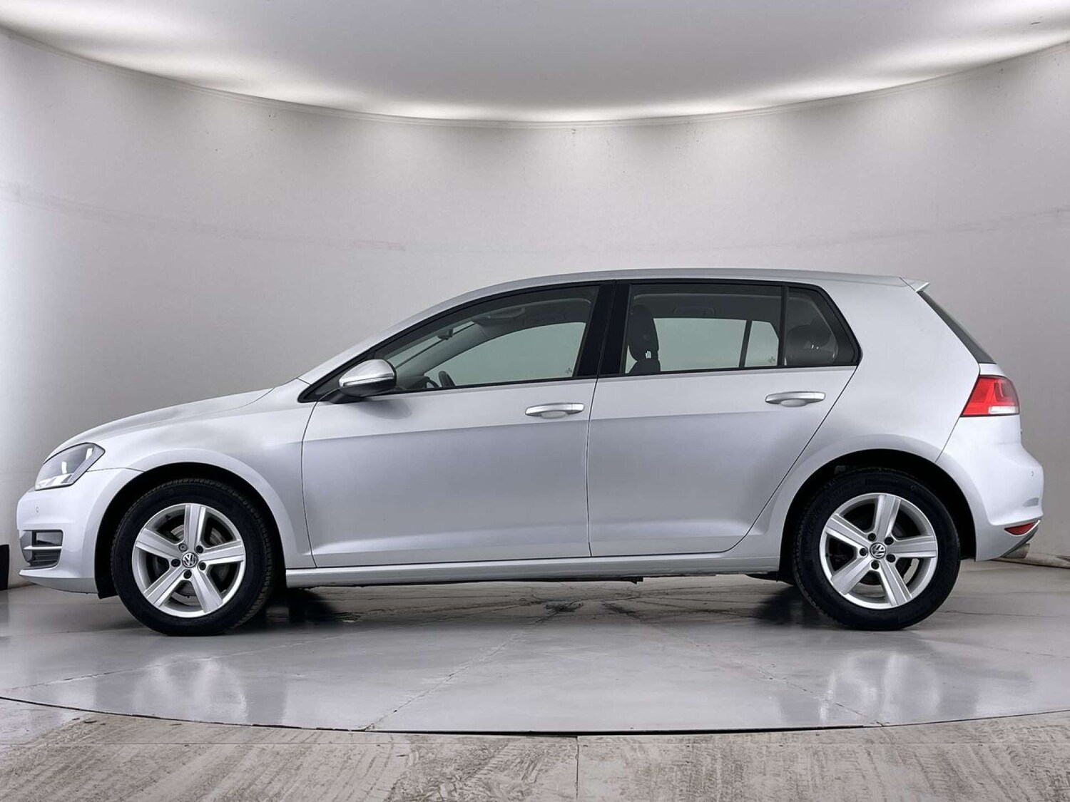 Used Volkswagen Golf 2015 for sale - 76056642: Photo 16