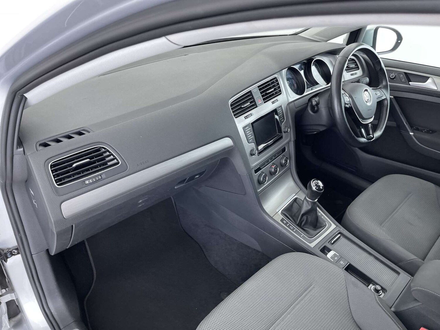 Used Volkswagen Golf 2015 for sale - 76056642: Photo 32