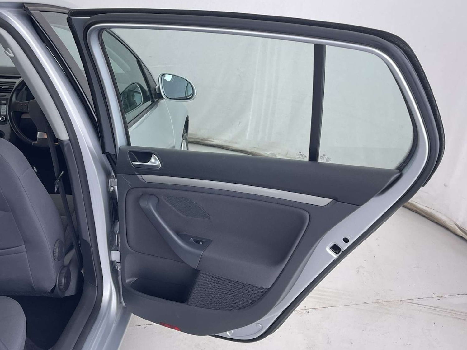 Used Volkswagen Golf 2008 for sale - 77270760: Photo 30