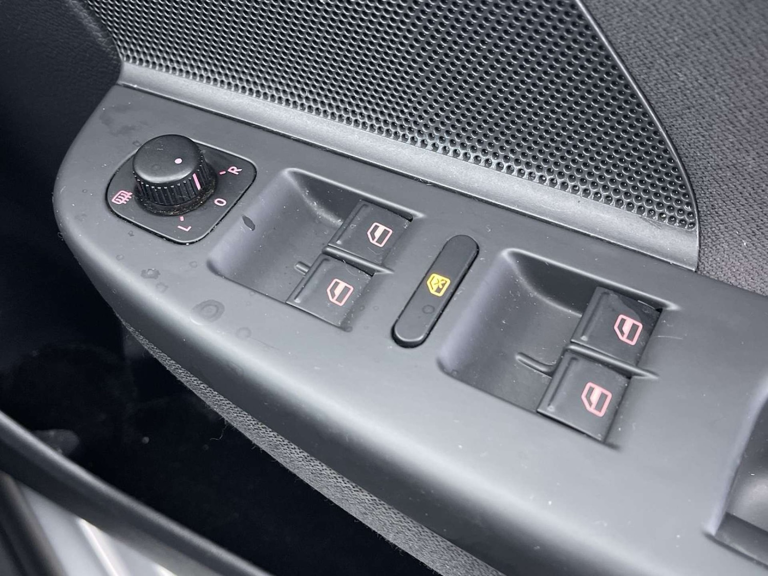 Used Volkswagen Golf 2008 for sale - 77270760: Photo 47