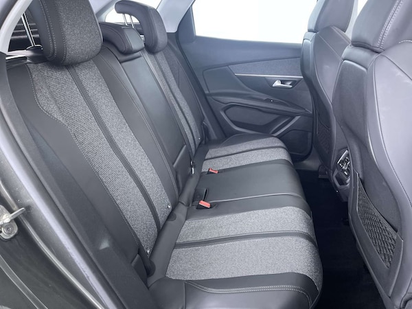 Used Peugeot 3008 2017 for sale - 76280363: Photo 10