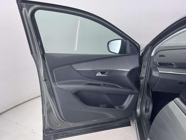 Used Peugeot 3008 2017 for sale - 76280363: Photo 24