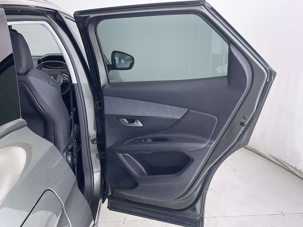 Used Peugeot 3008 2017 for sale - 76280363: Photo 27