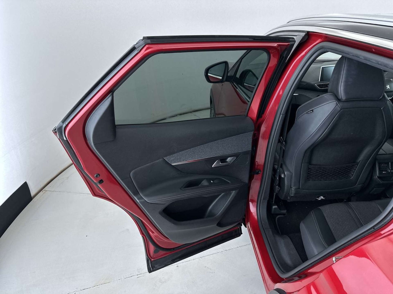 Used Peugeot 3008 2019 for sale - 77523213: Photo 28