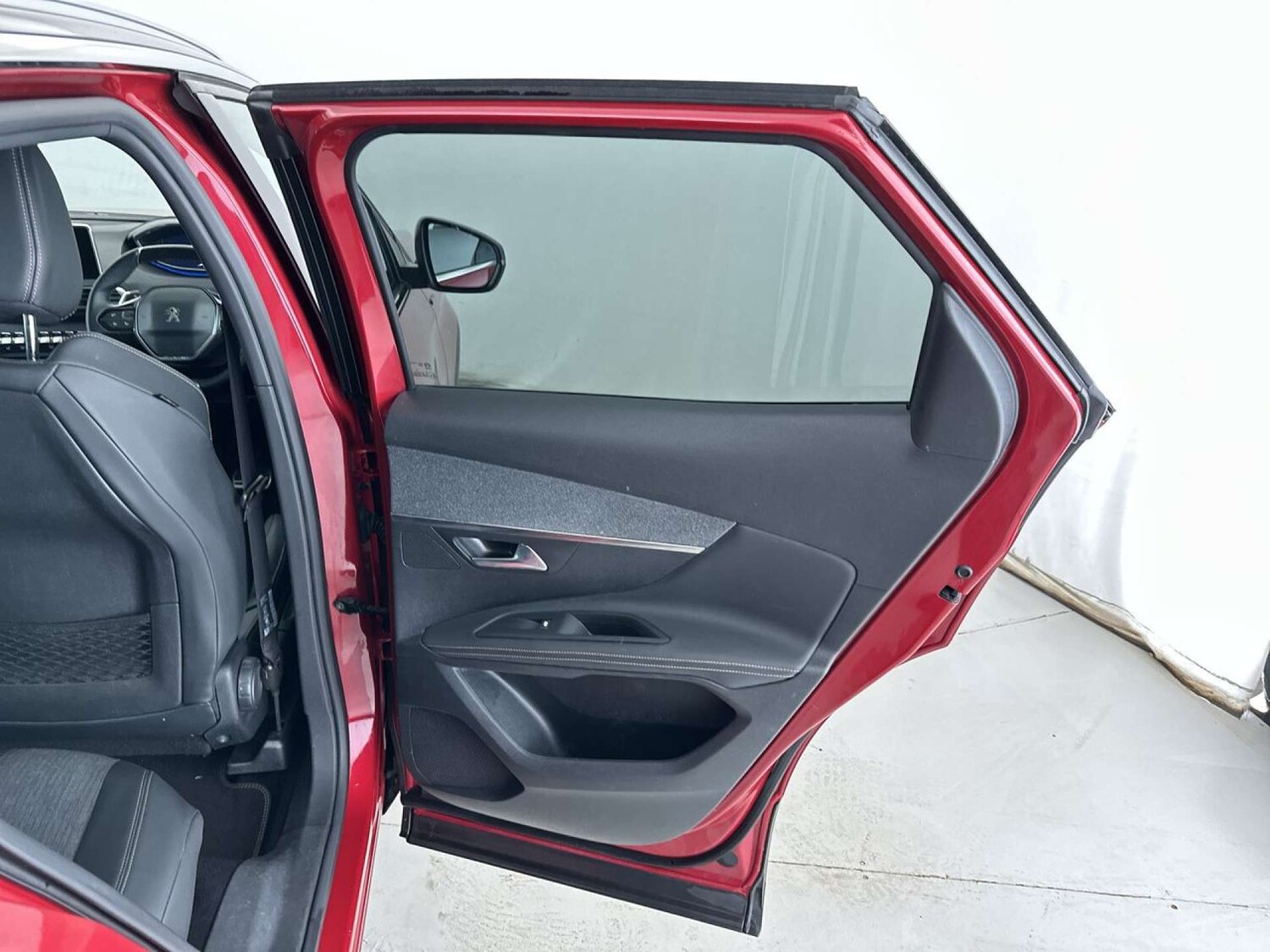 Used Peugeot 3008 2019 for sale - 77523213: Photo 30