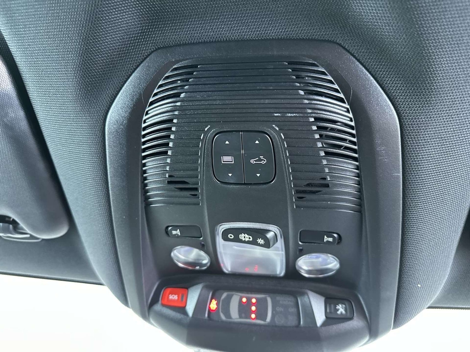 Used Peugeot 3008 2019 for sale - 77523213: Photo 52