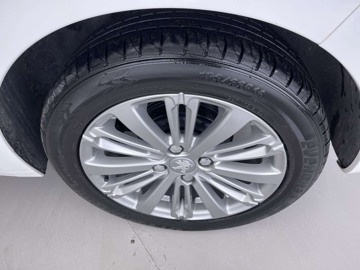 Used Peugeot 208 2019 for sale - 76404390: Photo 22