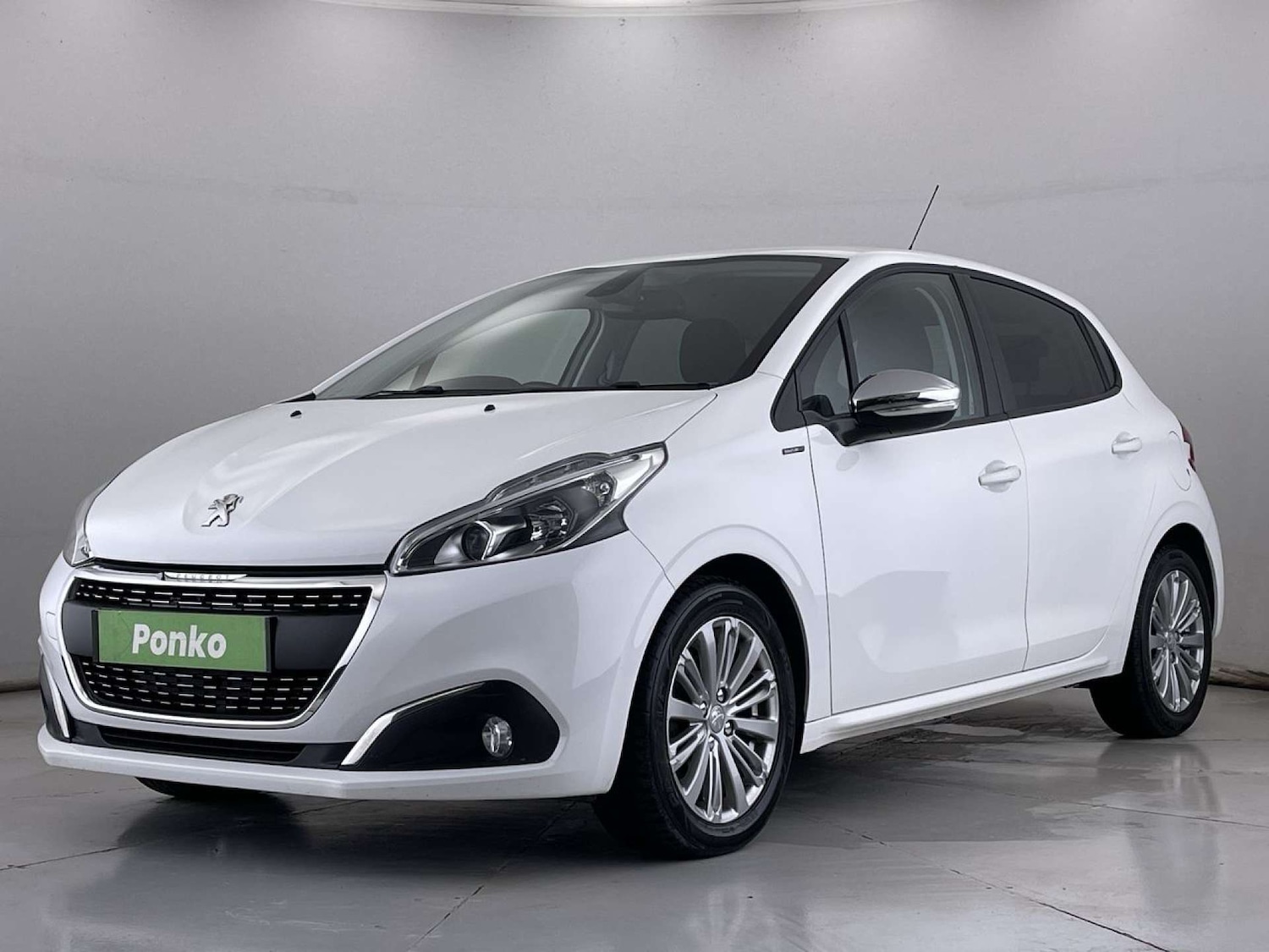 Used Peugeot 208 2019 for sale - 76404390: Photo 4