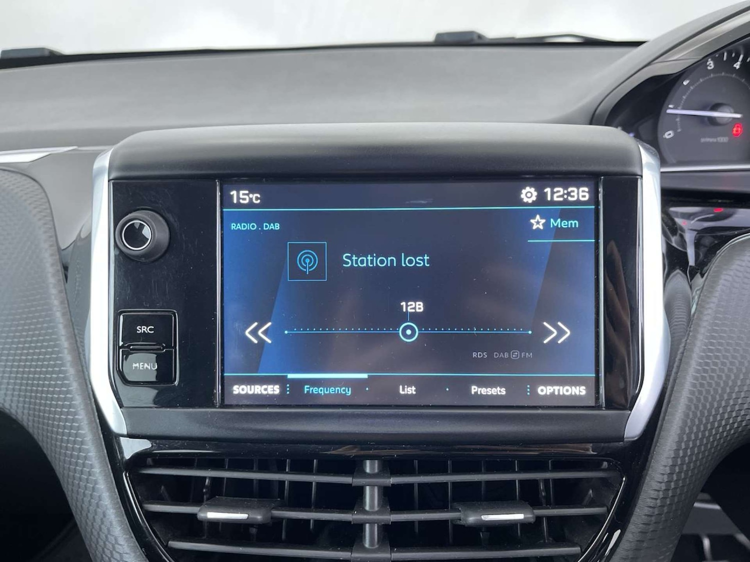 Used Peugeot 208 2019 for sale - 76404390: Photo 41