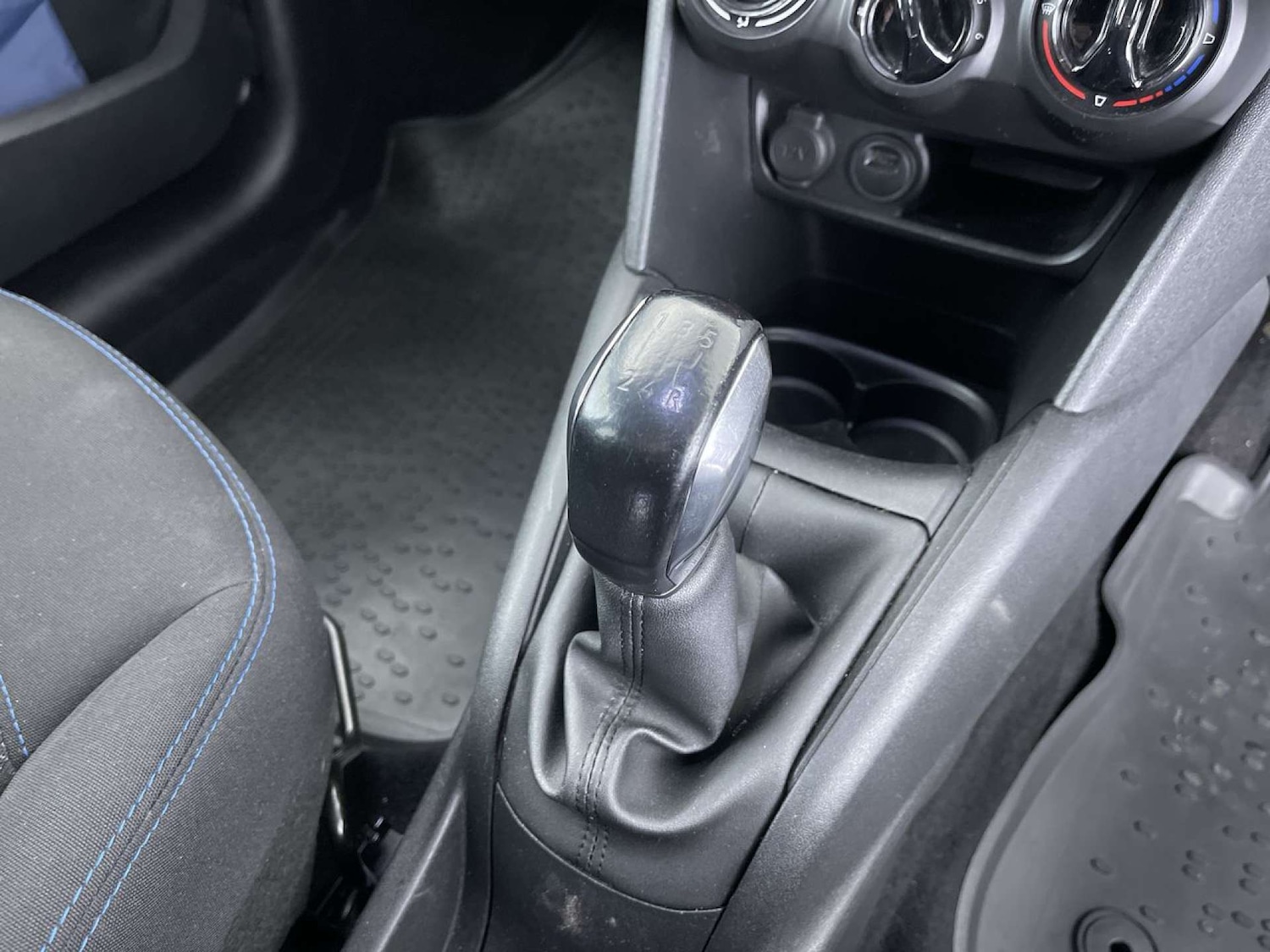 Used Peugeot 208 2019 for sale - 76404390: Photo 46