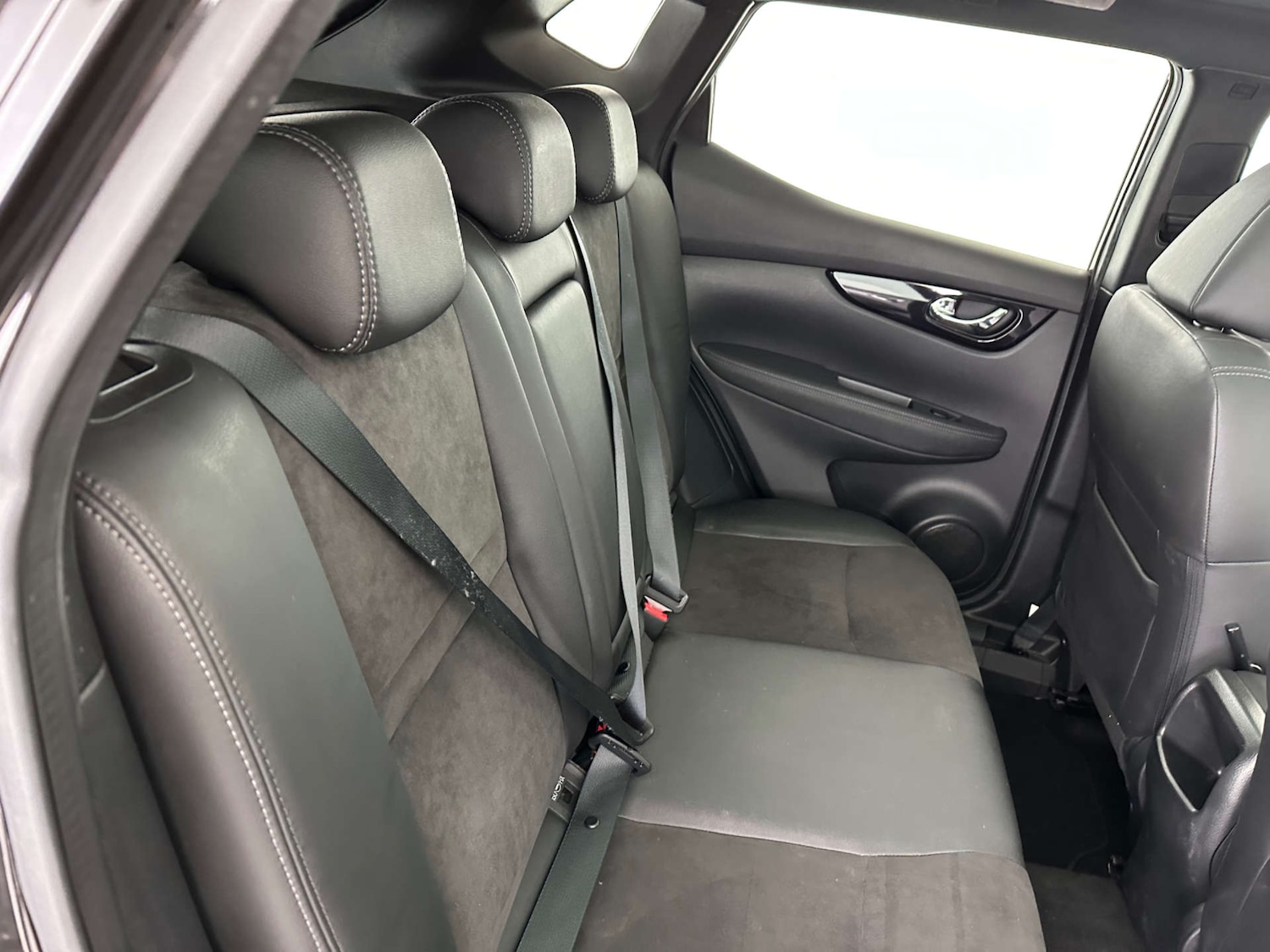 Used Nissan Qashqai 2017 for sale - 77678712: Photo 8