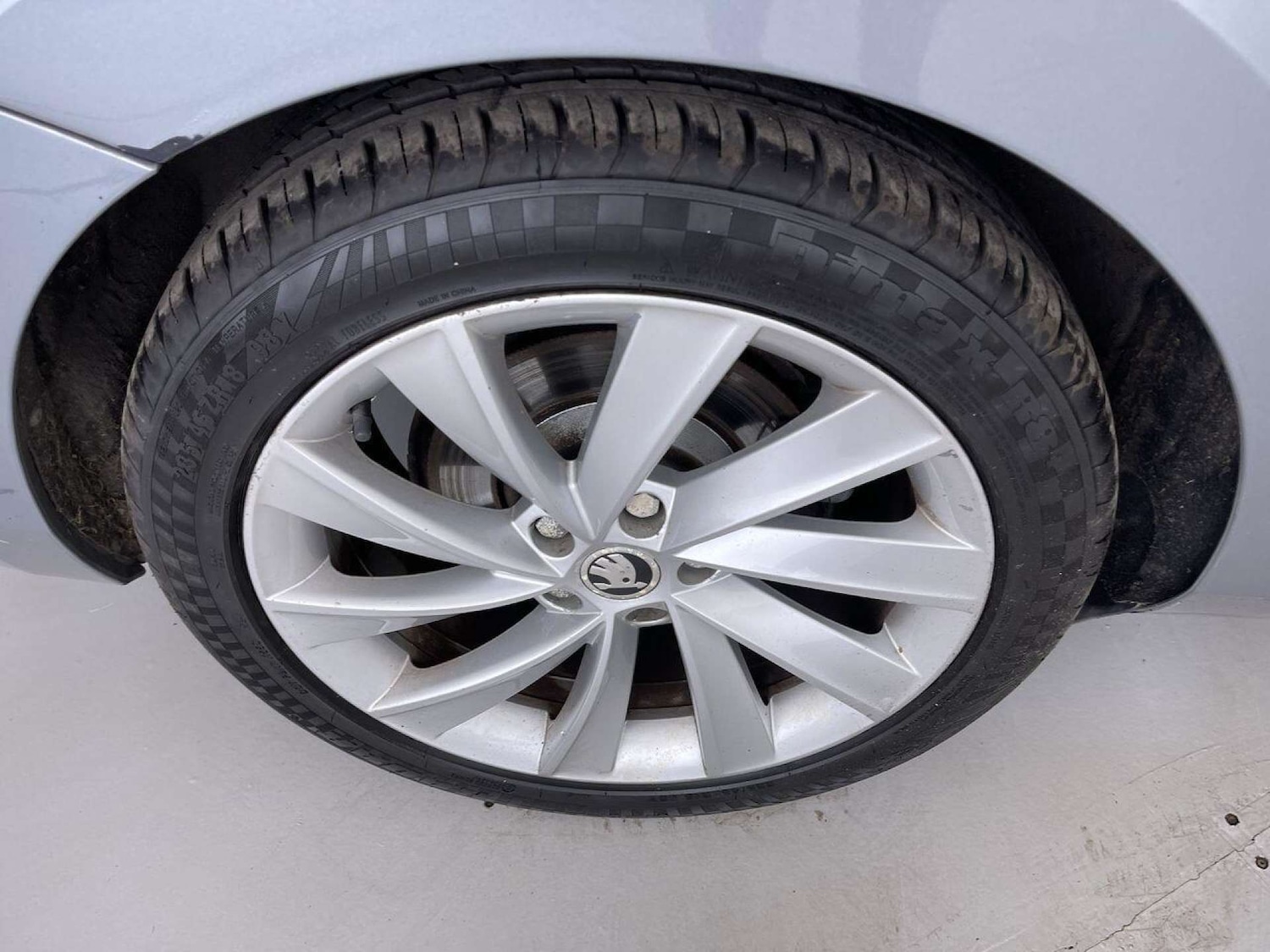 Vehicle 19