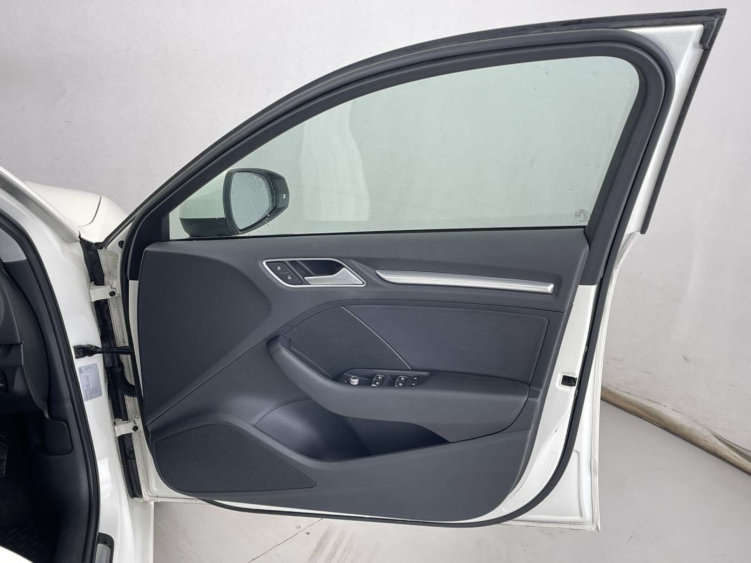 Used Audi A3 2014 for sale - 76280378: Photo 29