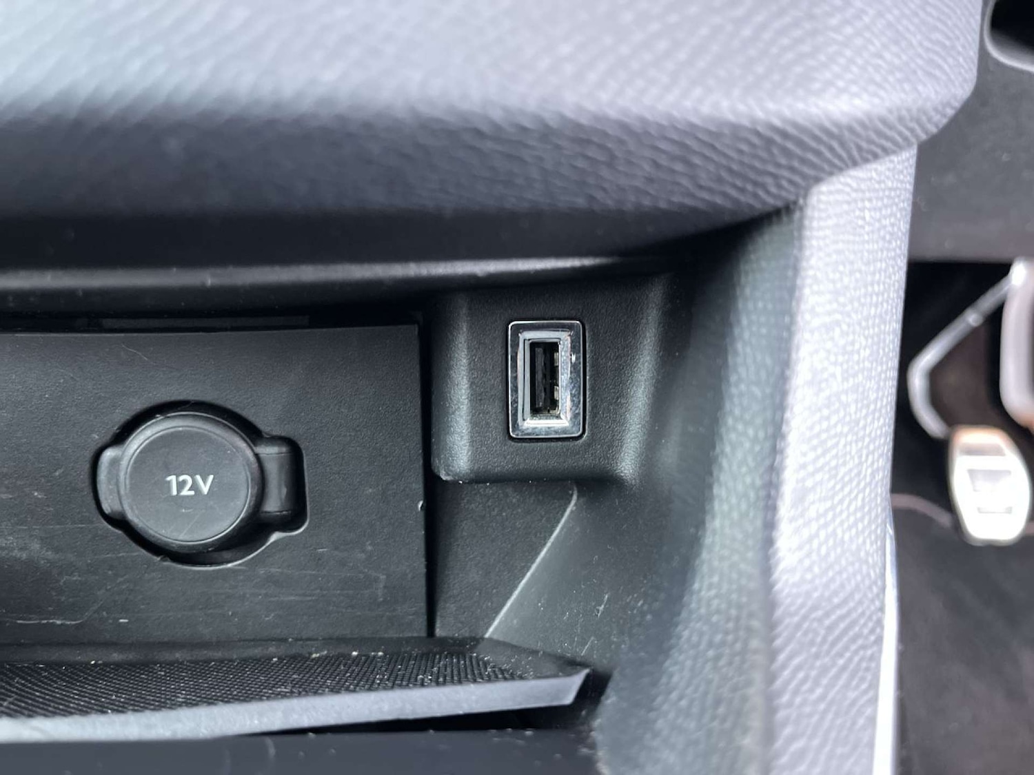 Used Peugeot 308 2018 for sale - 76354242: Photo 44